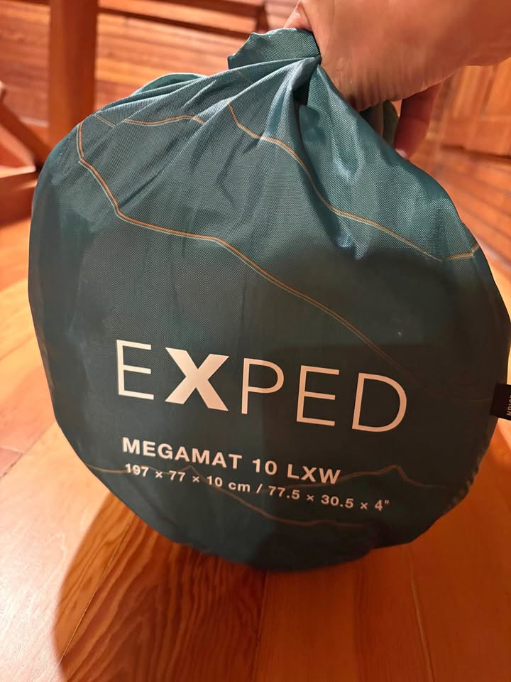 Exped Megamat long x-wide sleeping pad in Seattle, WA (photo 1) — photo 1