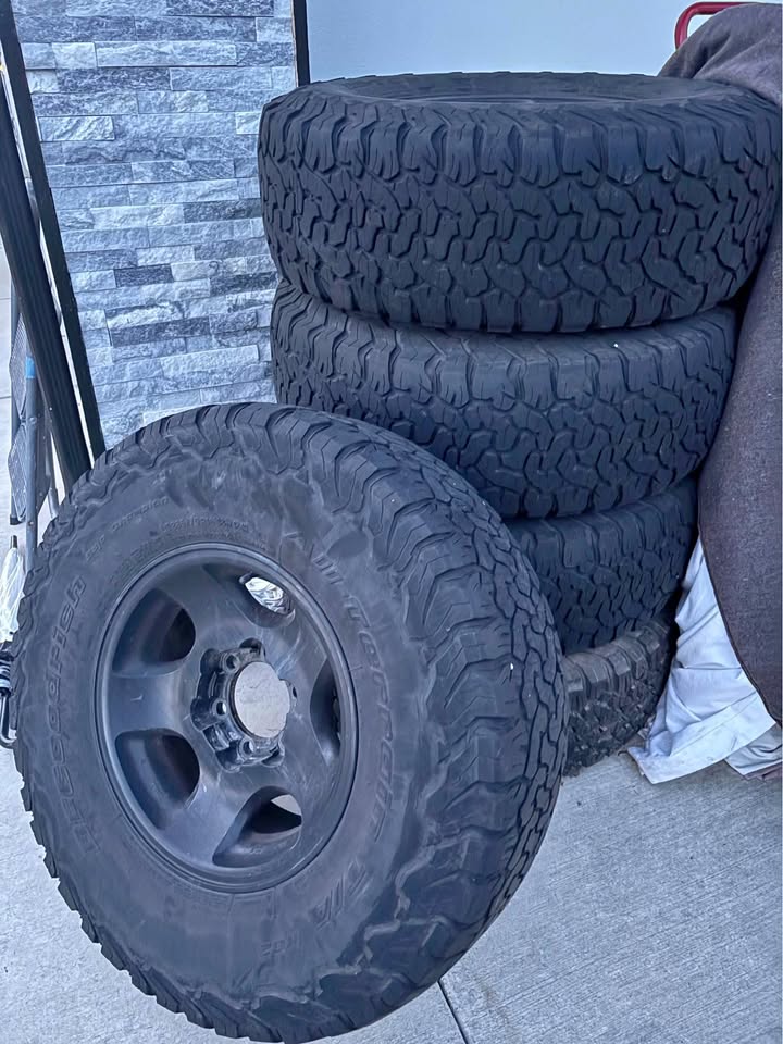 Toyota Land Cruiser series 80 set of 5 tires and rims BFGoodrich All-Terrain T/A KO2 LT285/75R16 in Coeur D'Alene, ID (photo 1) — photo 1