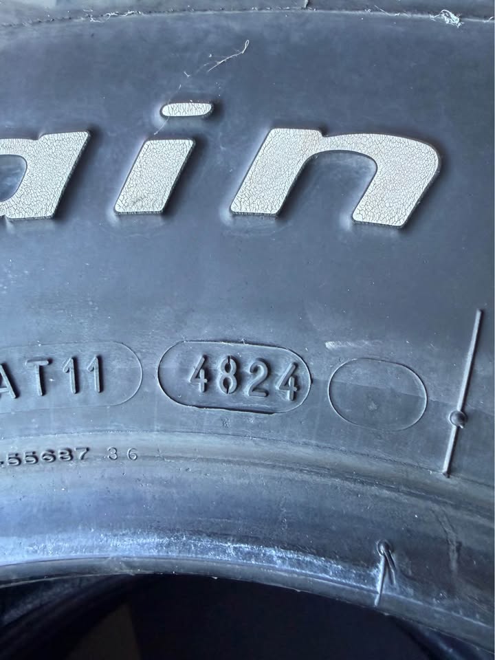 BFGoodrich KO2’s 30x9.5x15 in Hickman, CA (photo 4)