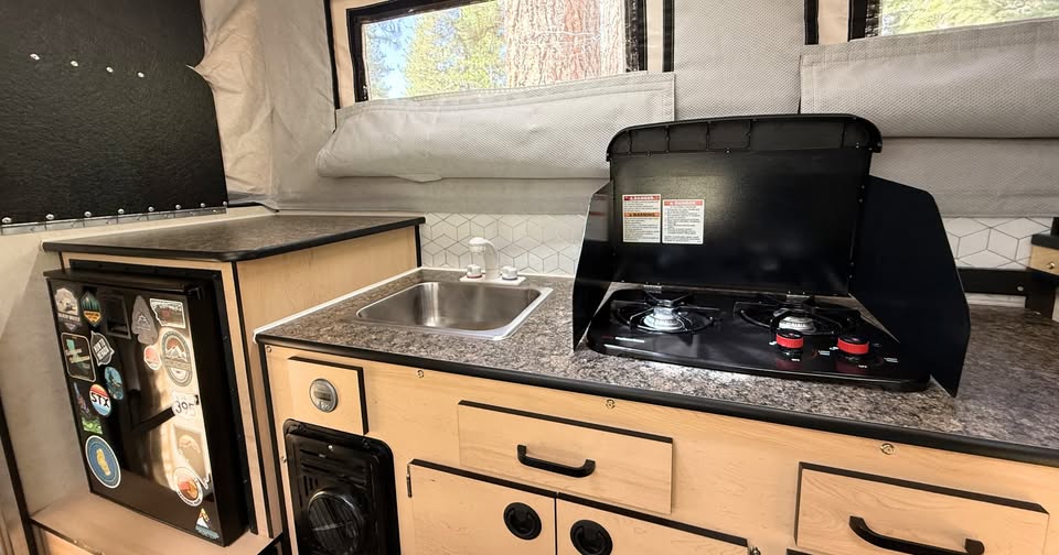 Four Wheel Camper Fleet for Sale – Fully Loaded & Adventure Ready in Incline Village, NV (photo 7)