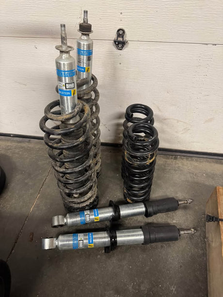 Bilsteins 5100’s 2.5in lift kit set up in Vancouver, WA (photo 2)
