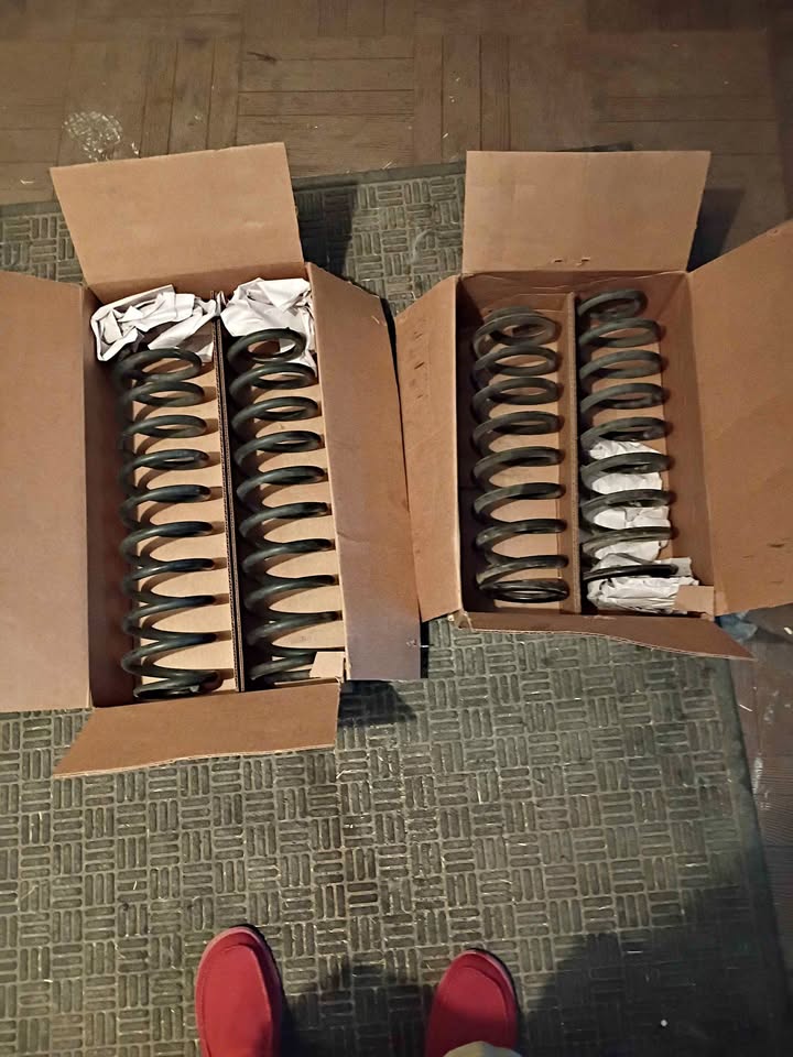 Rock Crawler Springs and Bilstein Shocks lift kit For Jeep Wrangler in Phoenix, AZ (photo 1) — photo 1