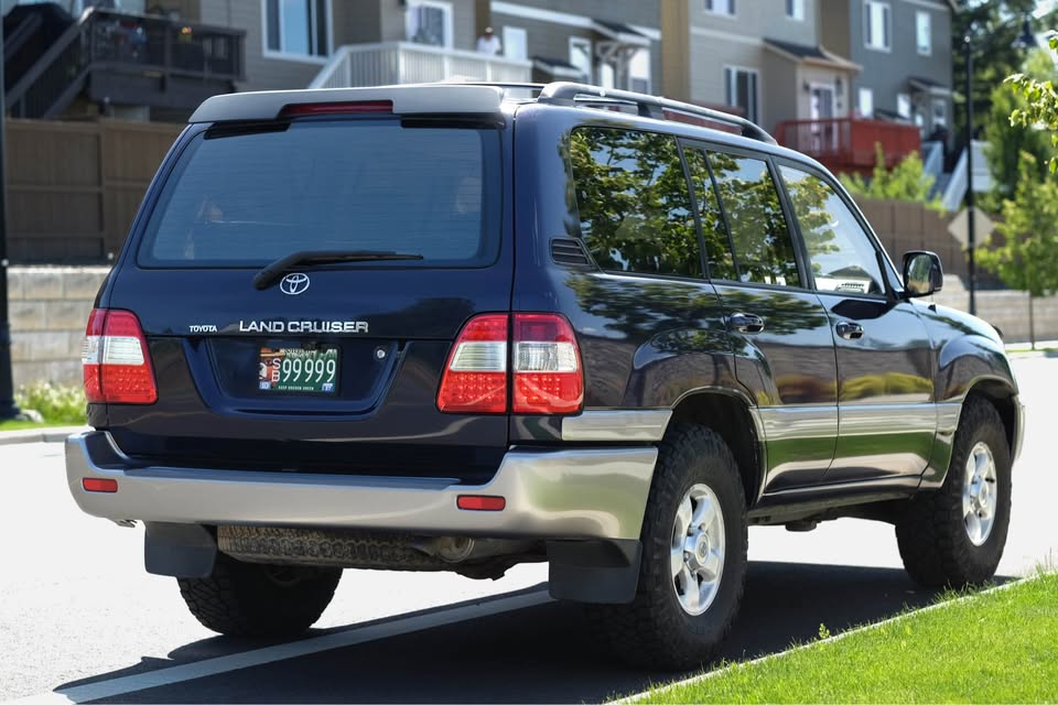 2000 Toyota Landcruiser · Sport Utility 4D in Hillsboro, OR (photo 5) — photo 5