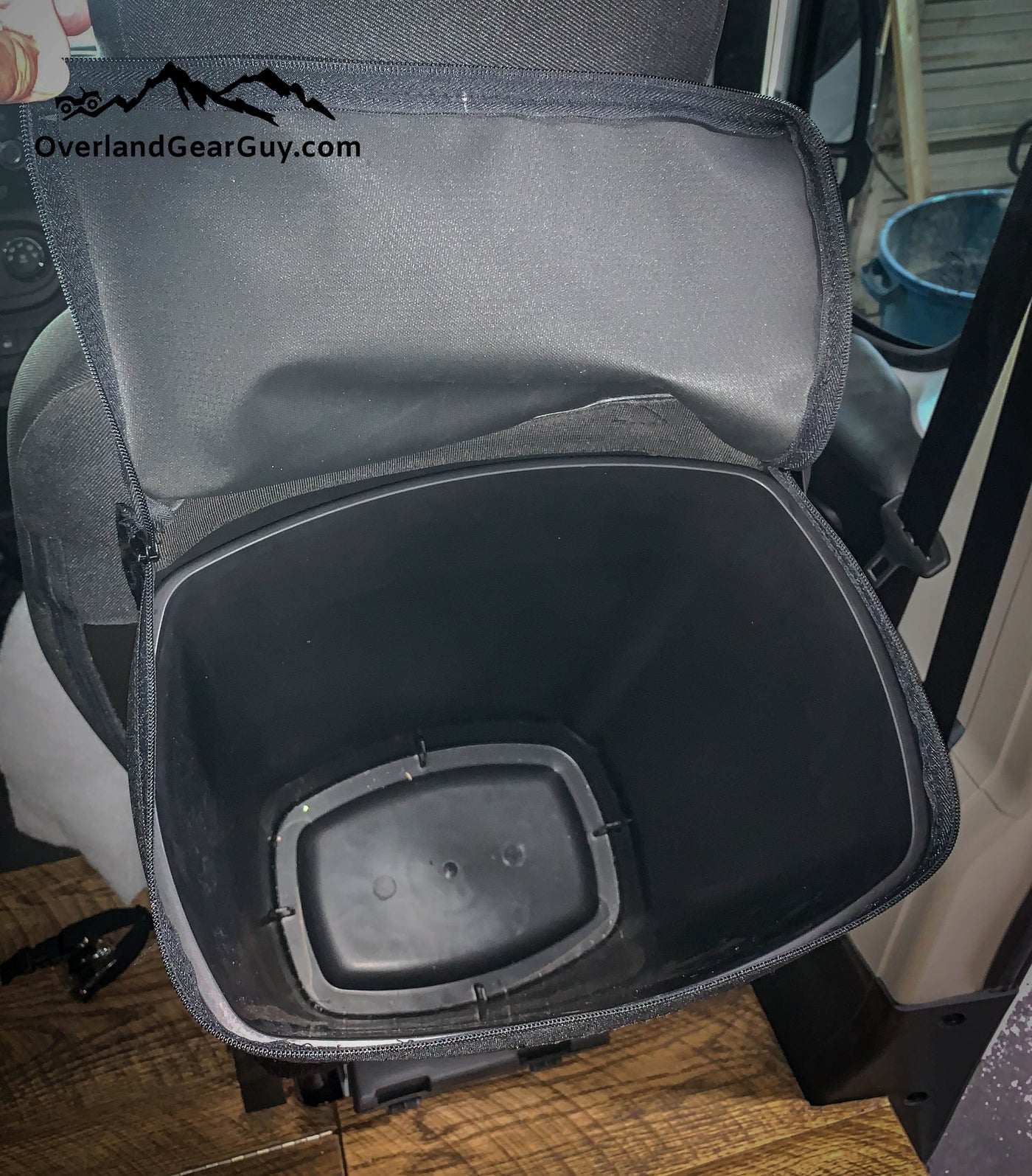 Medium Headrest Trash Bag — photo 15