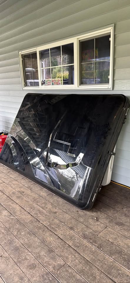 Tepui Thule Basin
hard-shell rooftop tent in Cloverdale, OR (photo 8) — photo 8