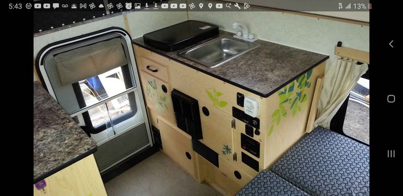 Four wheel camper fleet model front dinette in Denver, CO (photo 10) — photo 10