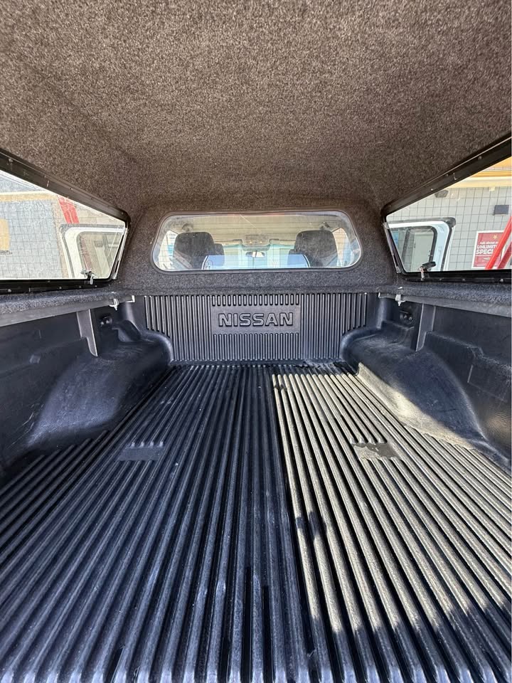 2012 Nissan Frontier Crew Cab · SV (2017.5) Pickup 4D 5 ft in Colorado Springs, CO (photo 7) — photo 7