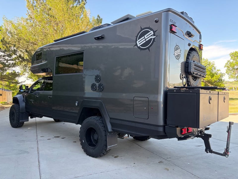 2022 Ford earthroamer lti f-550 super duty in Longmont, CO (photo 3) — photo 3