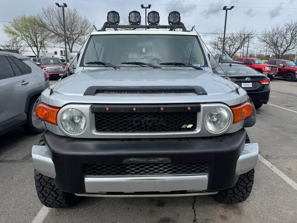 2007 Toyota FJ Cruiser · Sport Utility 2D in Boise, ID (photo 2)