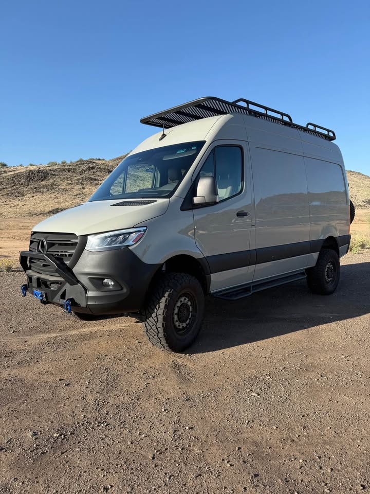 2021 Mercedes-Benz sprinter 4x4 high roof cargo van in Waddell, AZ (photo 2)
