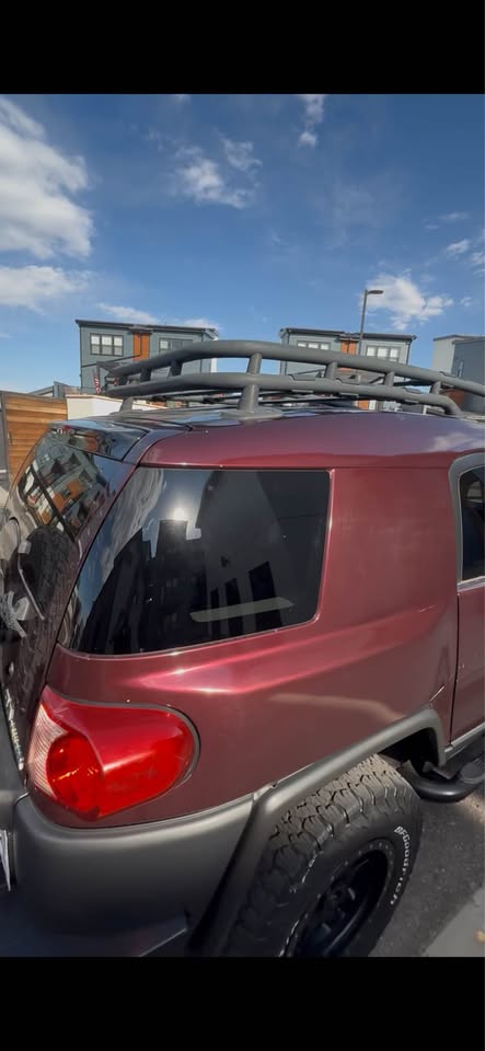 2007 Toyota FJ Cruiser · Sport Utility 2D — photo 2