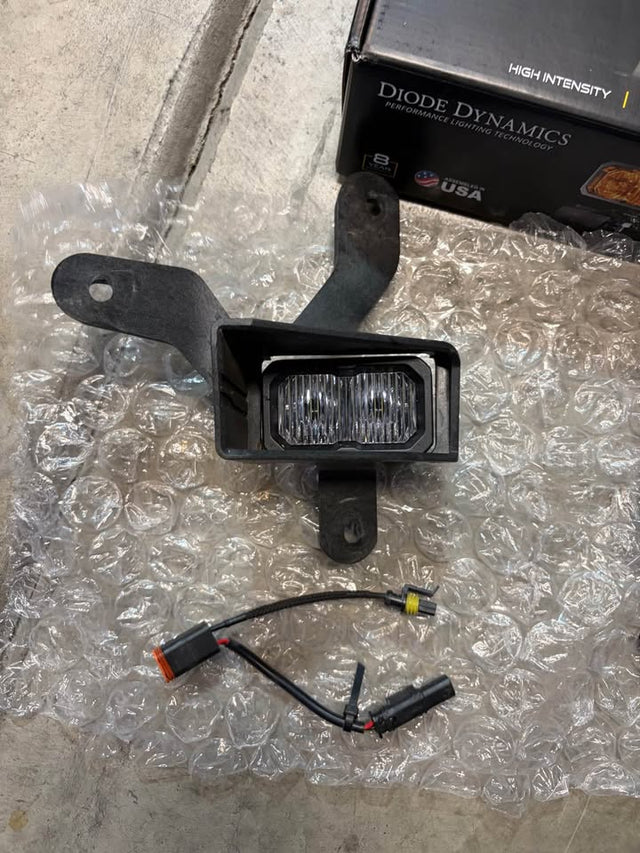 Diode dynamics fog lights w/brakets — photo 2