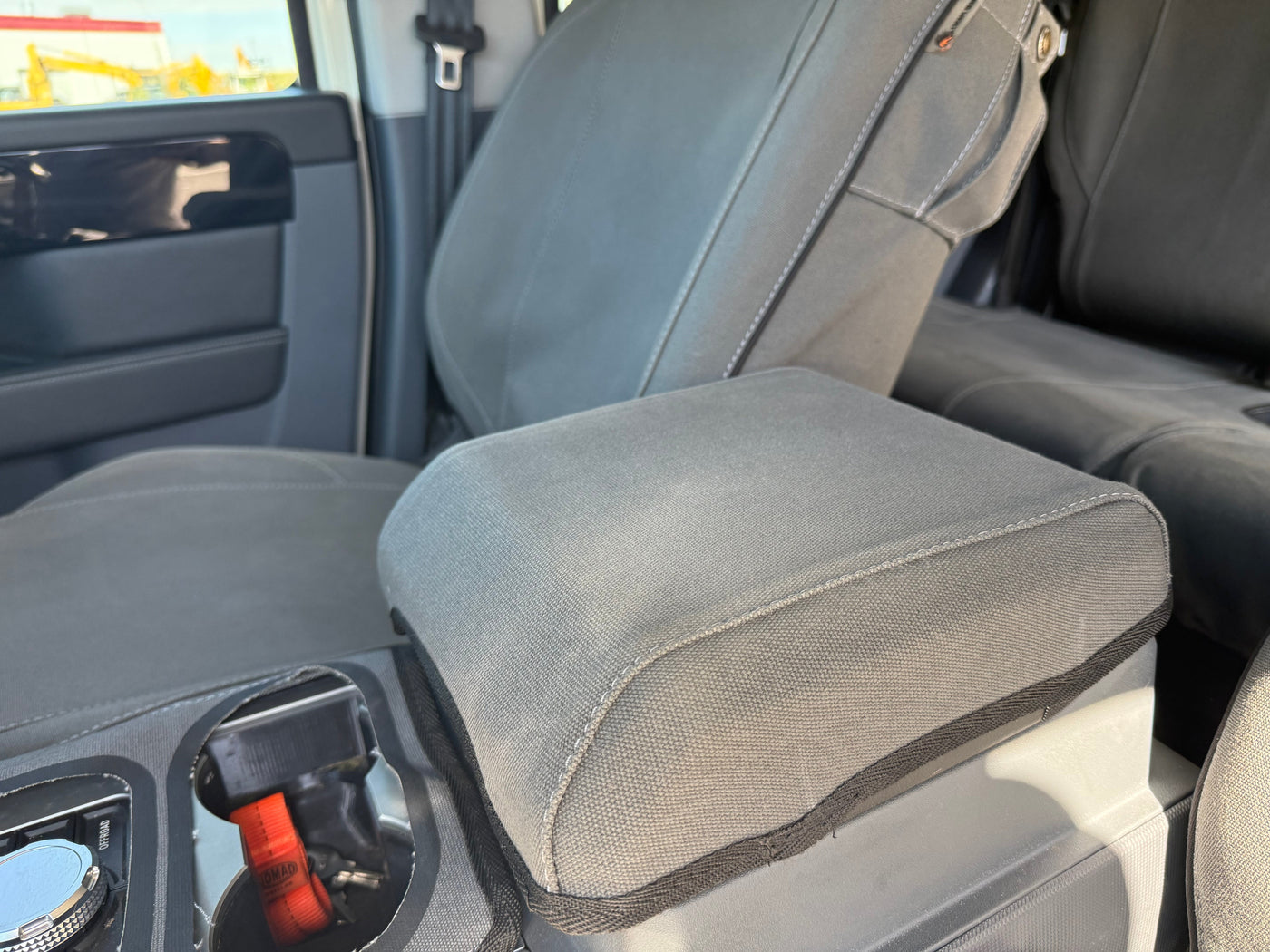 Ineos Grenadier (2023 - Present) Seat Covers — photo 5