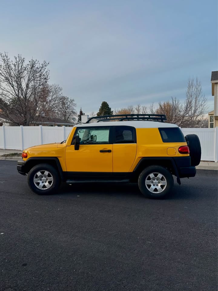 2008 Toyota FJ Cruiser in Salt Lake City, UT (photo 6)