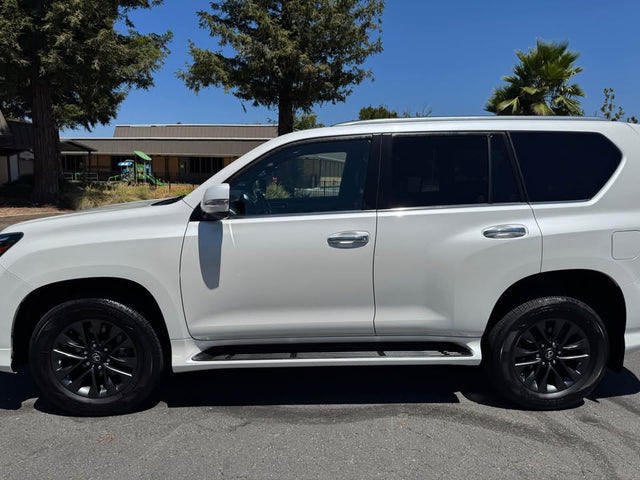 2021 Lexus GX · GX 460 Premium Sport Utility 4D — photo 3