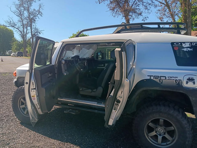 2007 Toyota FJ Cruiser — photo 2