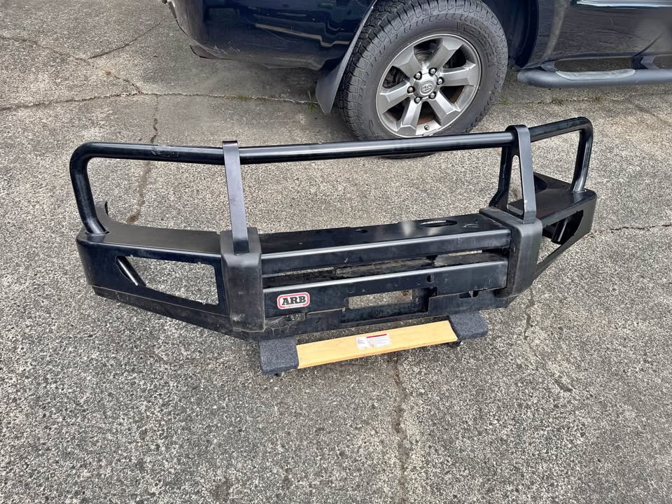 2006-2009 4Runner ARB Front Bumper in Everett, WA (photo 1)
