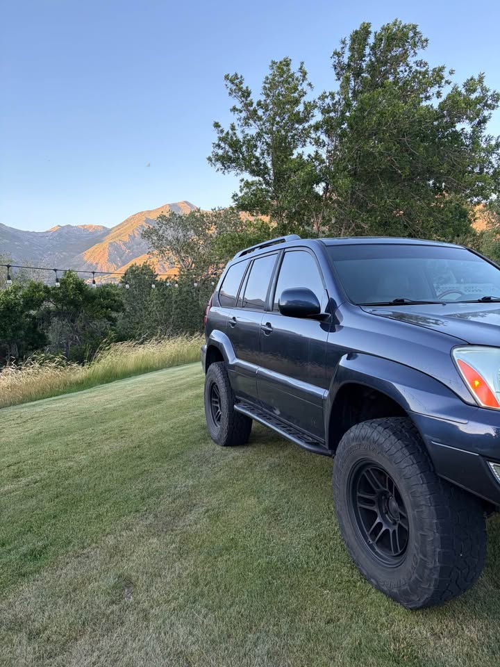 2004 Lexus GX · GX 470 Sport Utility 4D in Pleasant Grove, UT (photo 3) — photo 3