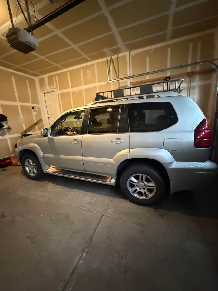 2003 Lexus gx470 in Castle Rock, CO (photo 3) — photo 3