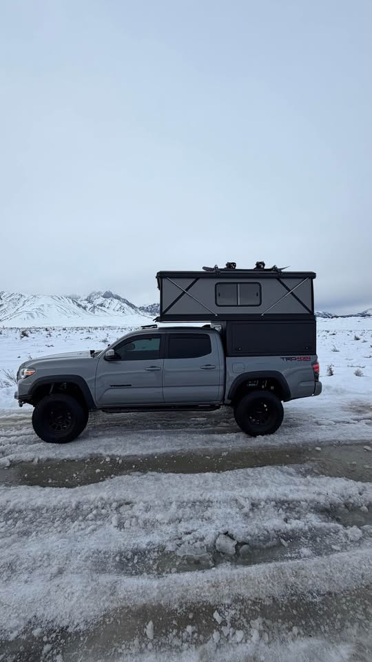 Hard-Side Pop-Up Truck Camper (Custom Build) — photo 2