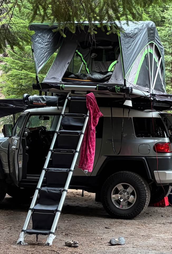 Rooftop tent (FSR) 55” free spirit recreation in Gresham, OR (photo 4) — photo 4