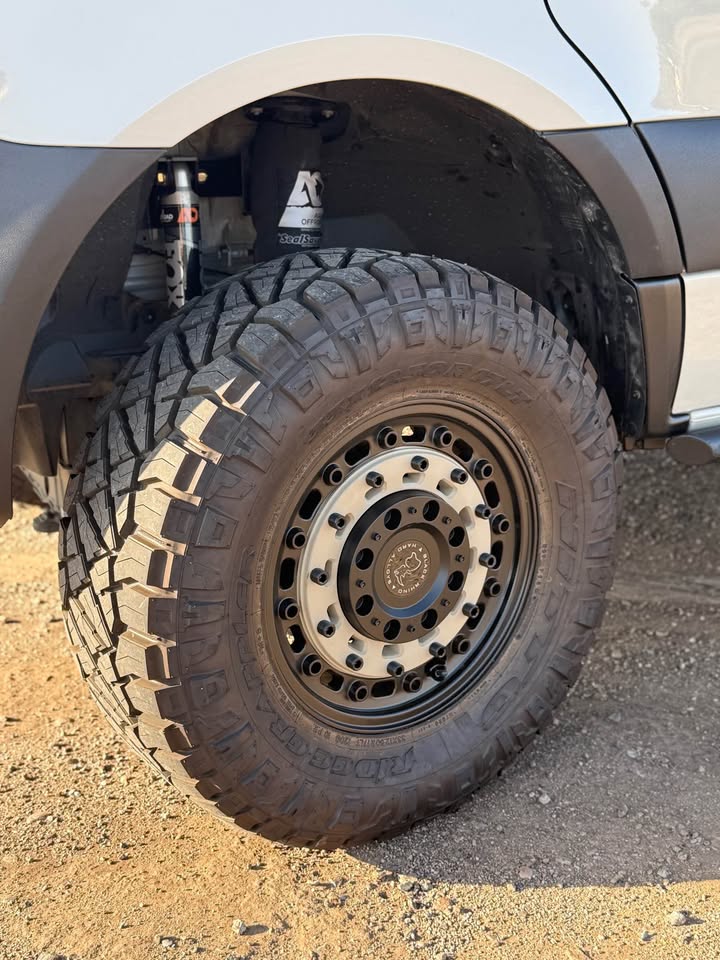 2021 Mercedes-Benz sprinter 4x4 high roof cargo van in Waddell, AZ (photo 4)