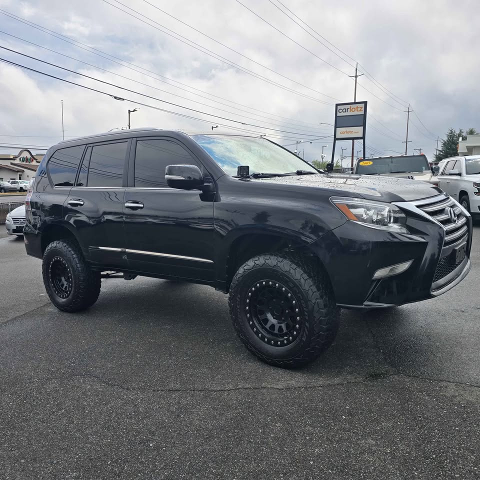 2014 Lexus GX GX 460 Sport Utility 4D in Lynnwood, WA (photo 4) — photo 4