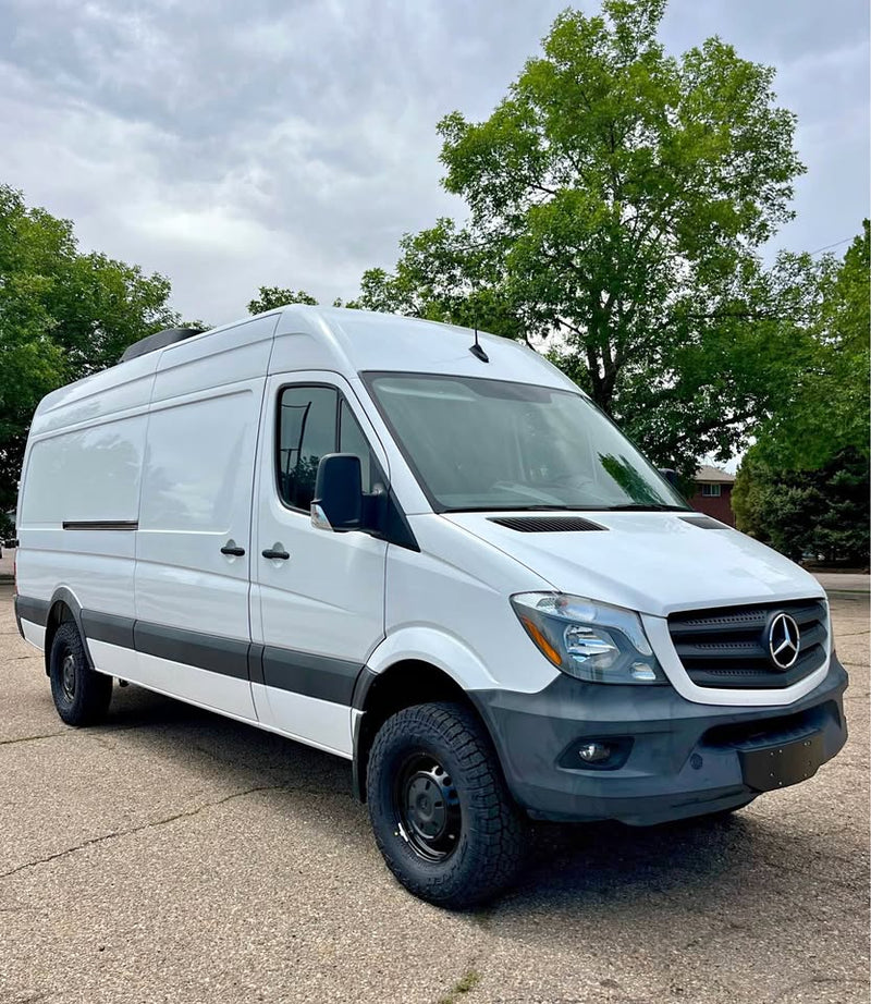 2018 Mercedes-Benz sprinter 2500 high roof 170” 4x4 in Denver, CO (photo 1) — photo 1