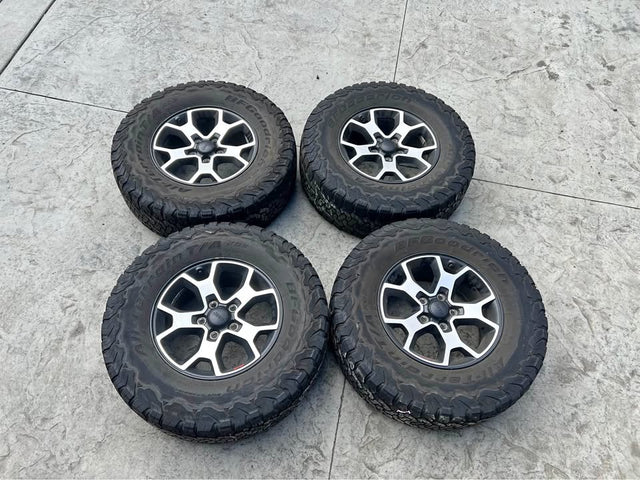 Set of 4 OEM Jeep Rubicon 17" Wheels & BFGoodrich All-Terrain T/A KO2 Tires in Spokane, WA (photo 1)