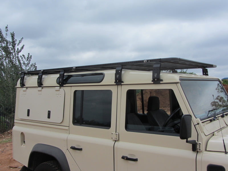 Land Rover Defender 110 K9 Roof Rack Kit — photo 3
