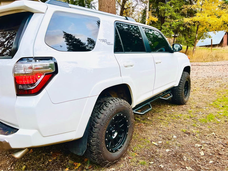 2017 Toyota 4Runner · TRD Off-Road Premium Sport Utility 4D — photo 2