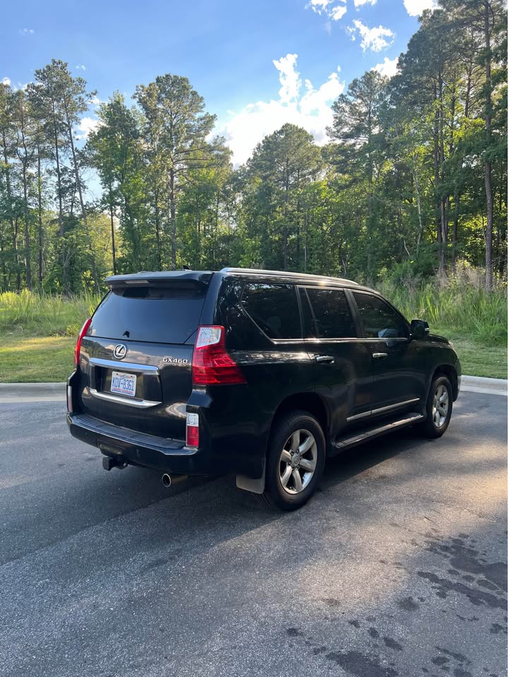 2011 Lexus GX · GX 460 Luxury Sport Utility 4D in Durham, NC (photo 5) — photo 5