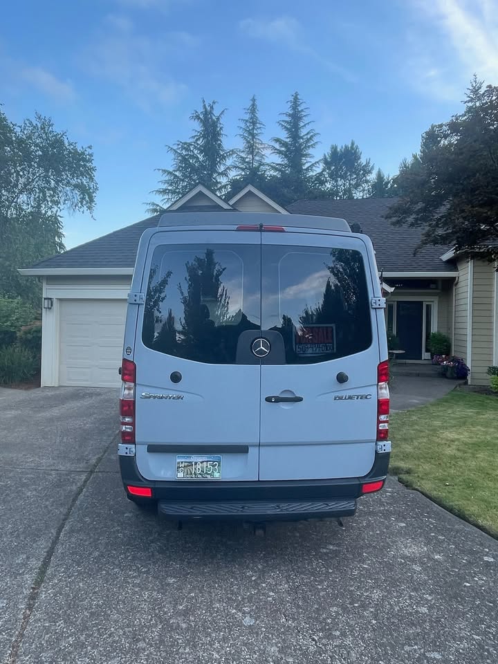 2011 Mercedes-Benz sprinter sportsmobile camper van in McMinnville, OR (photo 5) — photo 5