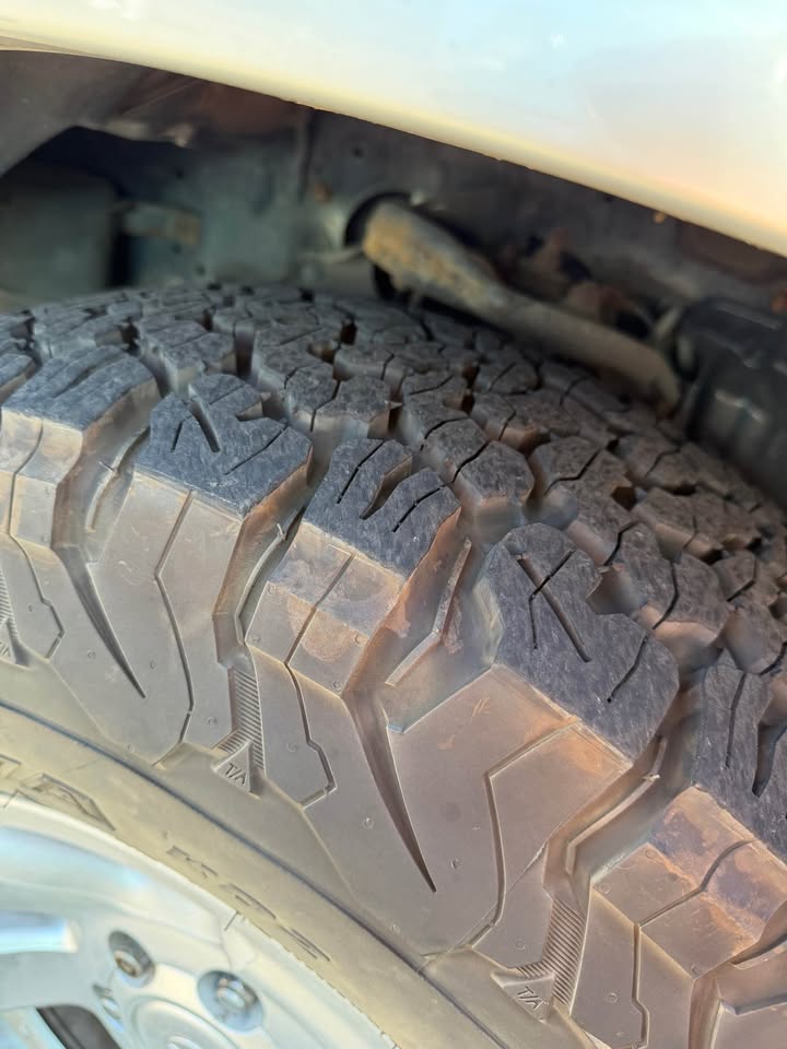 2000 Toyota 4Runner · SR5 Sport Utility 4D in Fresno, CA (photo 10) — photo 10