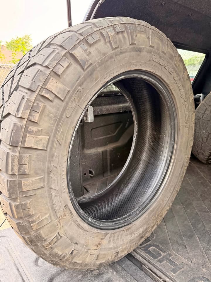 Nitto Ridge Grappler LT275/65R20 (Used Tires) in Spokane, WA (photo 1) — photo 1