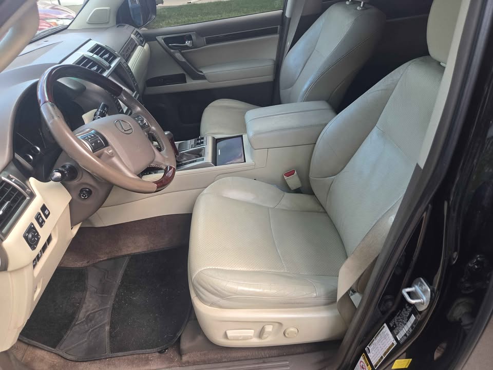 2014 Lexus GX · GX 460 Premium Sport Utility 4D in Broomfield, CO (photo 8) — photo 8
