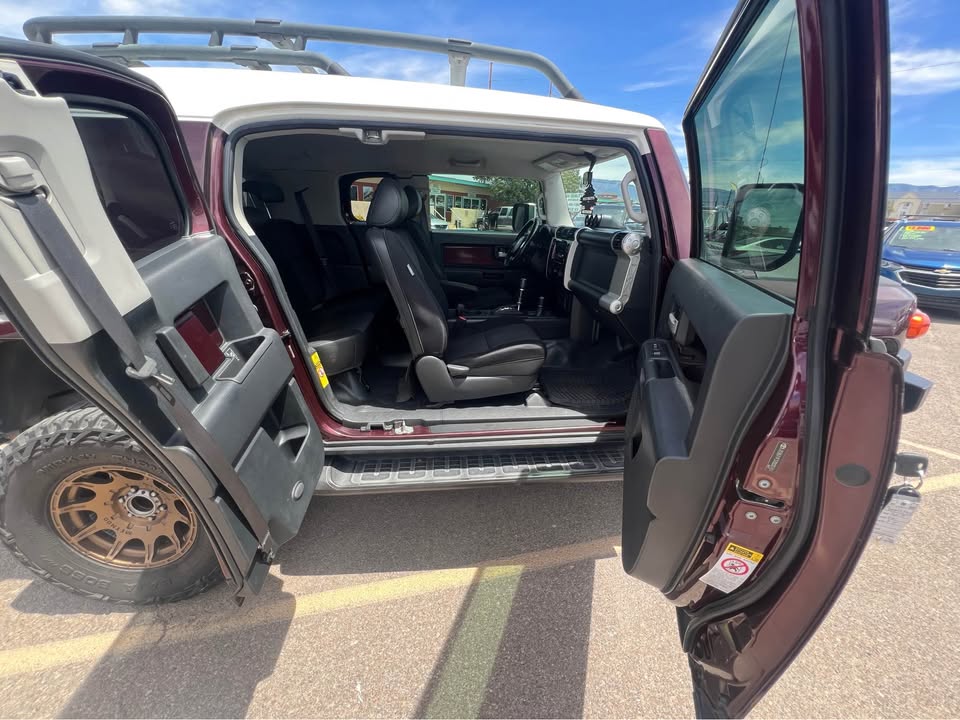 2007 Toyota FJ Cruiser · Sport Utility 2D in Albuquerque, NM (photo 9)