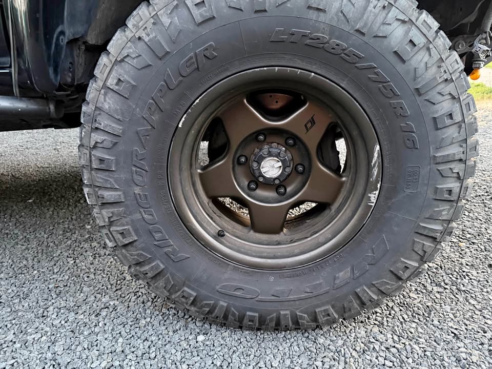 Scs f5 wheels with nitto trail ridge tires in Yacolt, WA (photo 1)