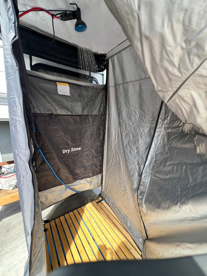 2006 - Four Wheel Camper - Falcon - Heavily Upgraded in Phoenix, AZ (photo 7) — photo 7