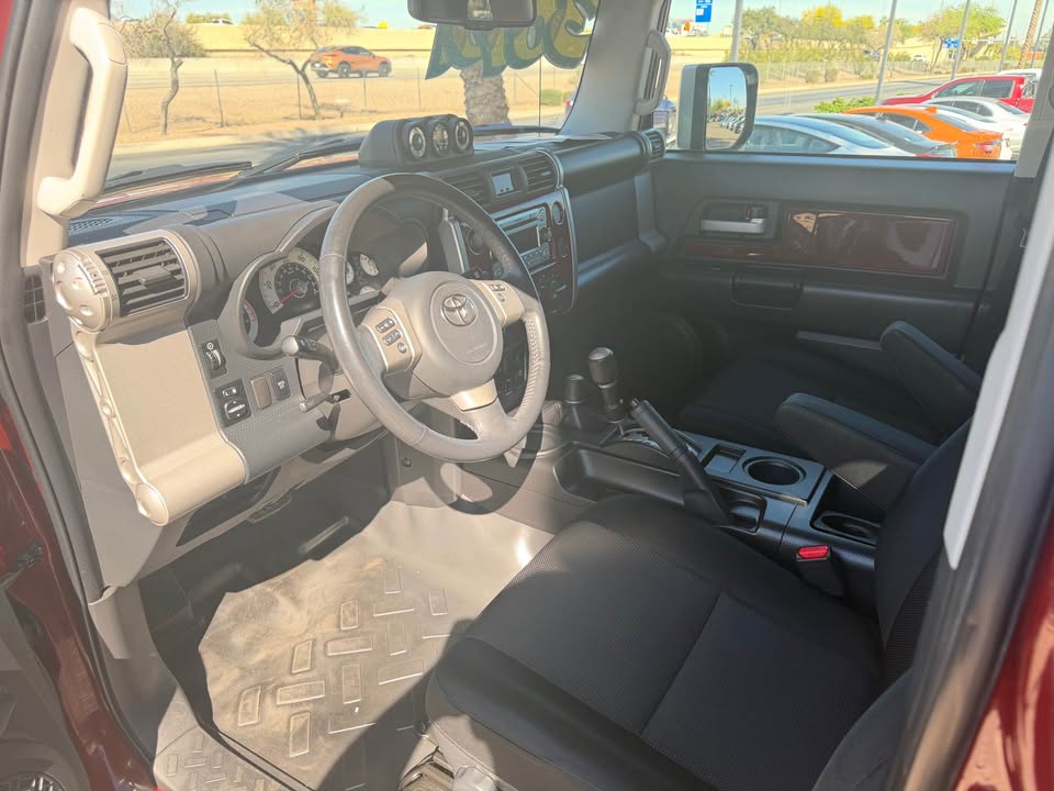 2011 Toyota FJ Cruiser · Base in Avondale, AZ (photo 11) — photo 11