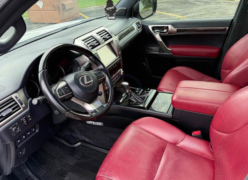 2020 Lexus GX in Toronto, ON (photo 11)