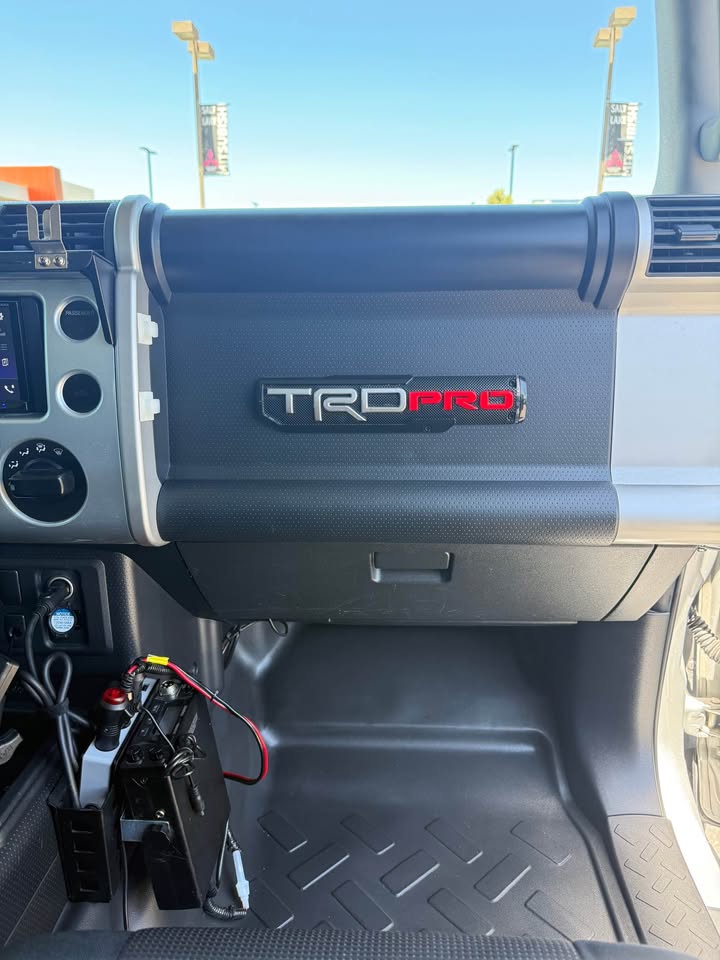2008 Toyota FJ Cruiser — photo 12