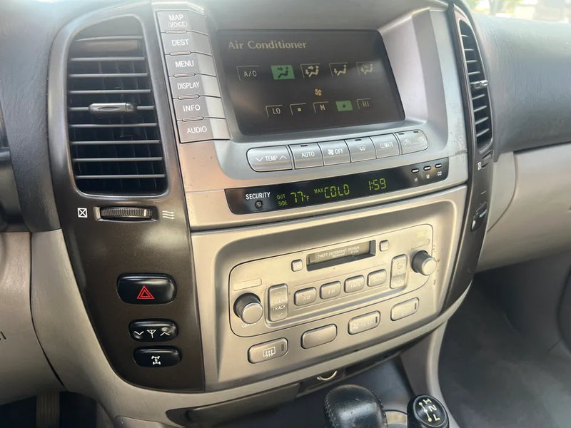 2003 Toyota Land Cruiser — photo 11