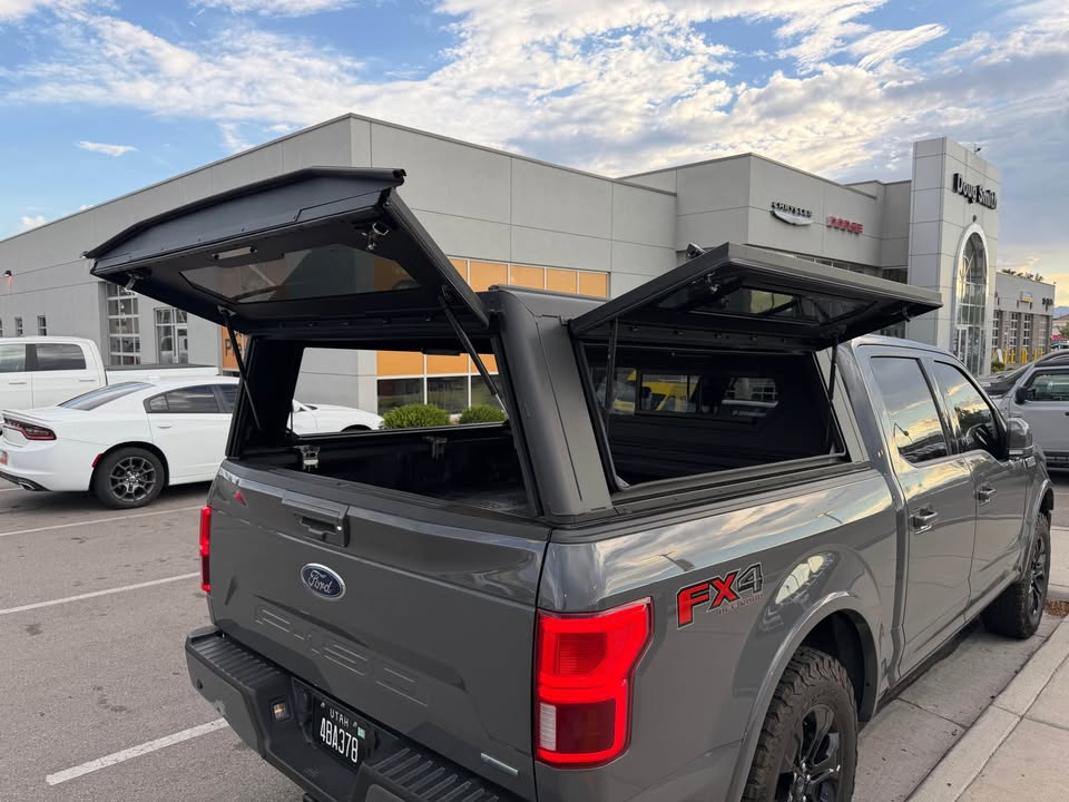 Alu-Cab Truck Canopy — photo 3