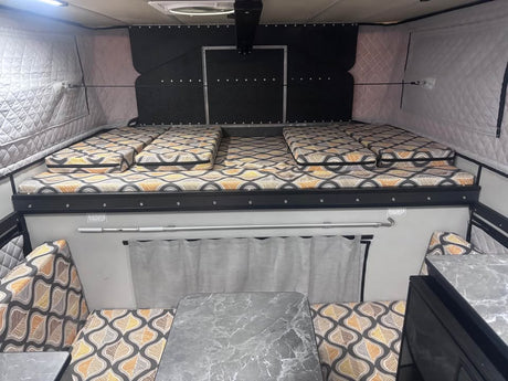 2023 Four Wheel Camper Hawk Front Dinette | Lithium | Solar | Thermal Pack in Basalt, CO (photo 4)