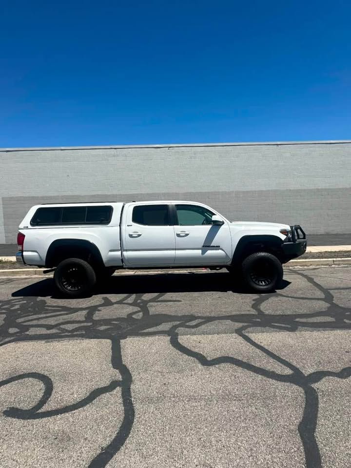 2017 Toyota Tacoma · SR5 Pickup 4D 5 ft in Salt Lake City, UT (photo 5) — photo 5