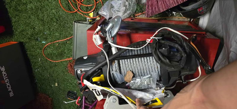 Smittybilt X2O Gen2 17,500 lb Winch is a heavy-duty, waterproof vehicle recovery tool. It in Gilroy, CA (photo 4) — photo 4