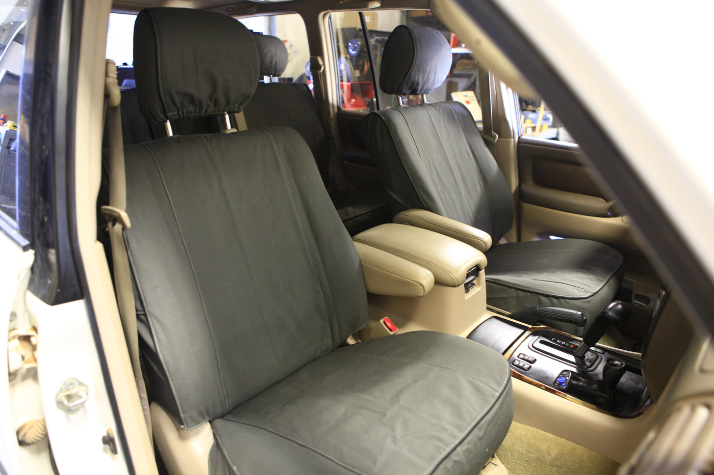 Toyota Land Cruiser 100 Series Seat Covers — photo 1