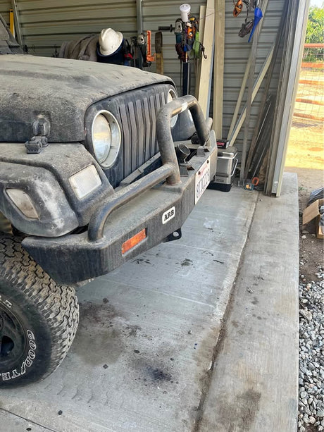 Jeep Wrangler TJ ARB Bumper in Lemoore, CA (photo 1)