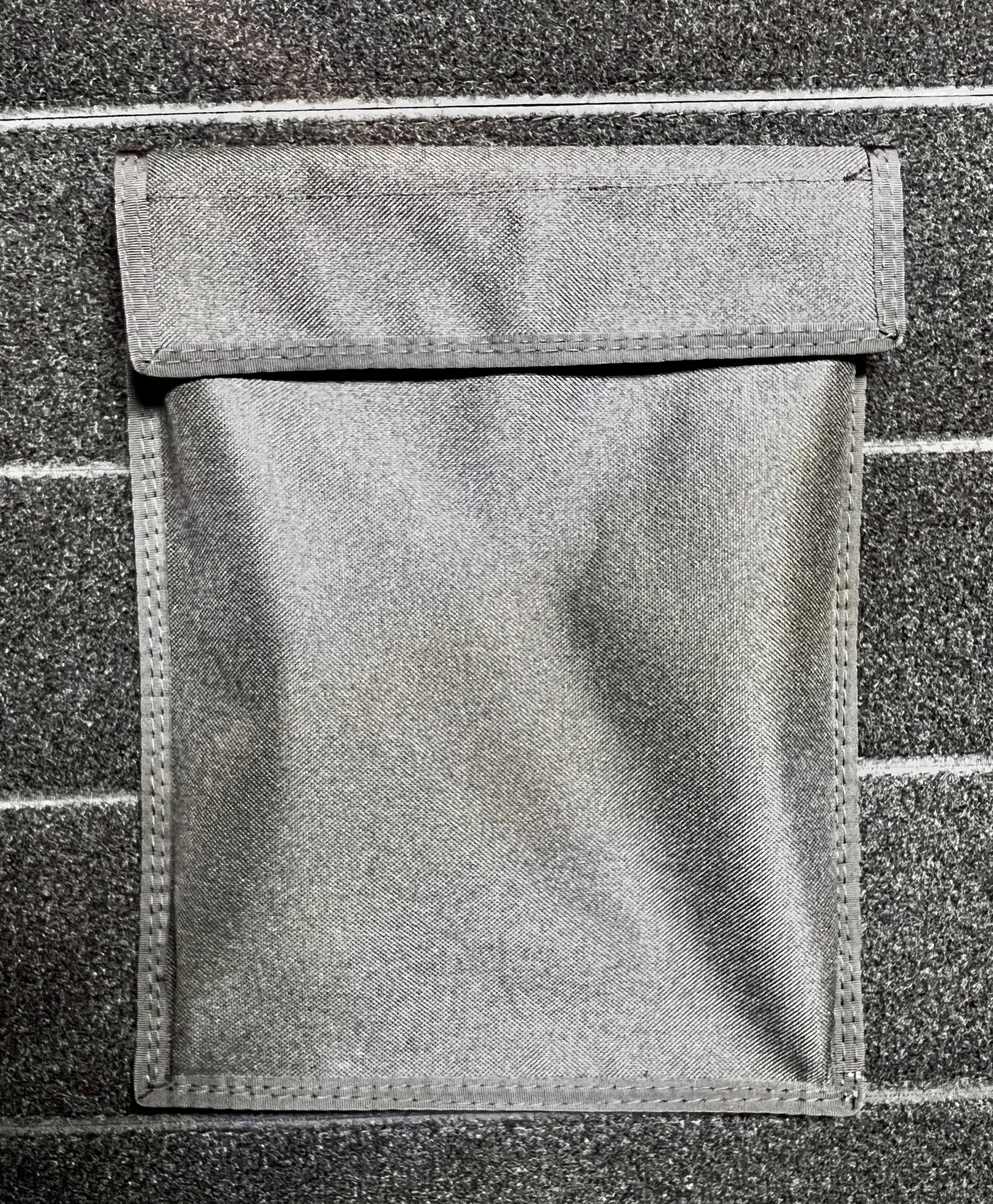 Modular Velcro - 8.5 X 11" Flat Pocket — photo 1